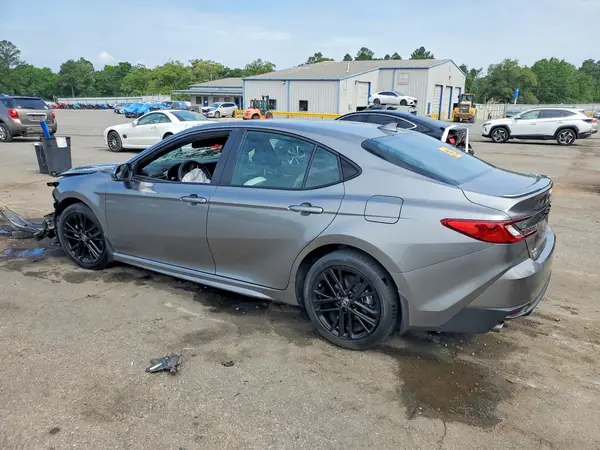 4T1DAACK8SU589386 2025 TOYOTA CAMRY - Image 2