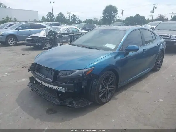 4T1DAACK8SU592255 2025 TOYOTA CAMRY - Image 2