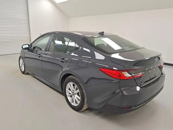 4T1DAACK8SU593096 2025 TOYOTA CAMRY - Image 2