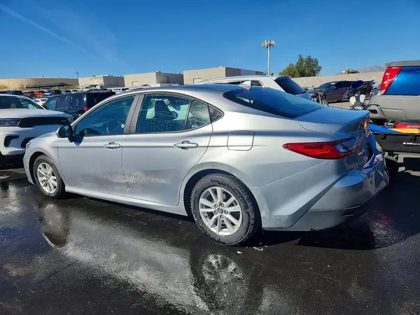 4T1DAACK8SU595981 2025 TOYOTA CAMRY - Image 2