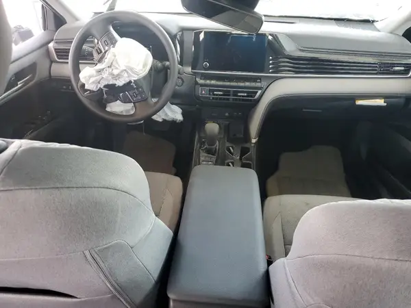 4T1DAACK8SU599559 2025 TOYOTA CAMRY - Image 8