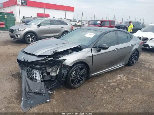 4T1DAACK8SU605215 2025 TOYOTA CAMRY - Image 2