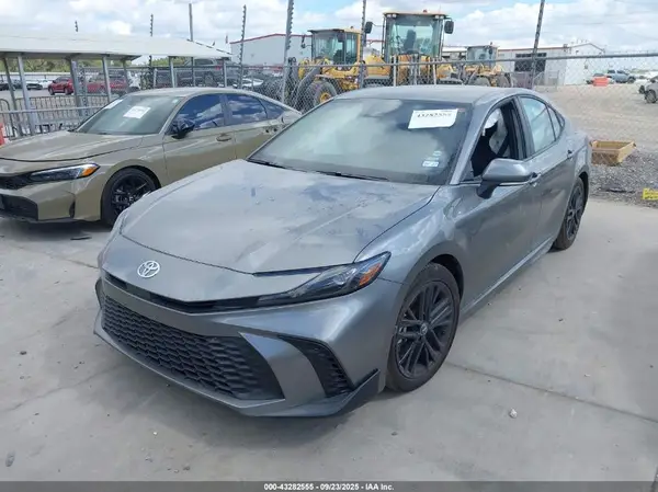 4T1DAACK8SU613444 2025 TOYOTA CAMRY - Image 2