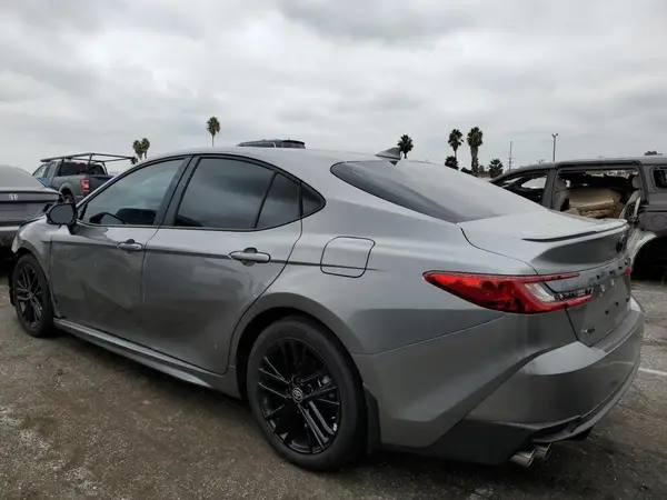 4T1DAACK8SU613654 2025 TOYOTA CAMRY - Image 2