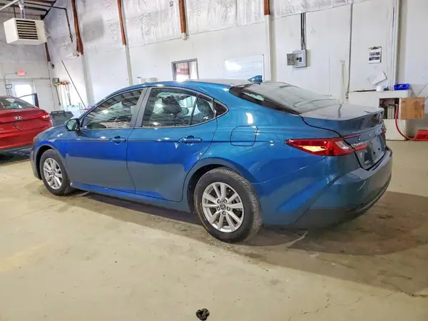 4T1DAACK8SU615372 2025 TOYOTA CAMRY - Image 2