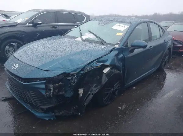 4T1DAACK8SU624699 2025 TOYOTA CAMRY - Image 2