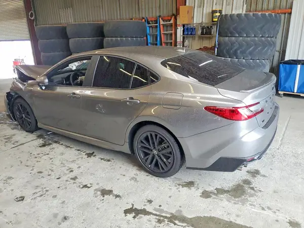 4T1DAACK8SU626081 2025 TOYOTA CAMRY - Image 2