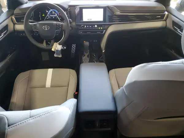 4T1DAACK8SU638652 2025 TOYOTA CAMRY - Image 8