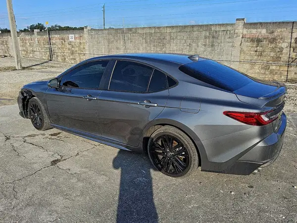 4T1DAACK8SU639347 2025 TOYOTA CAMRY - Image 2