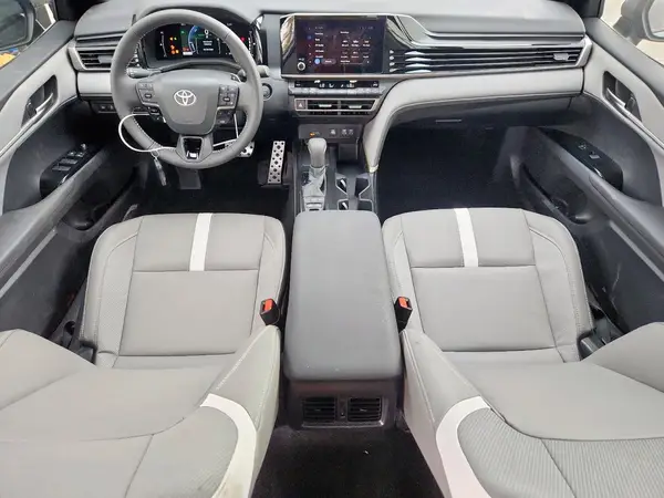 4T1DAACK8SU639994 2025 TOYOTA CAMRY - Image 8