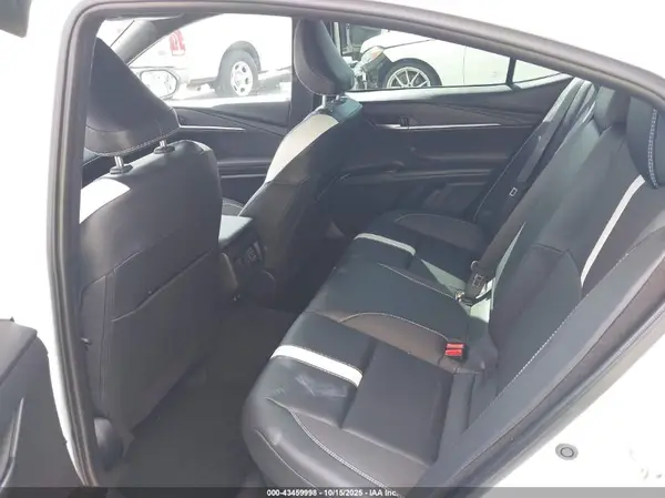 4T1DAACK8SU641857 2025 TOYOTA CAMRY - Image 8
