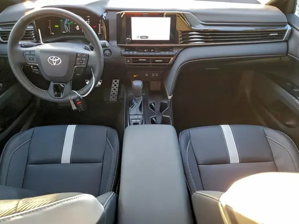 4T1DAACK8SU648713 2025 TOYOTA CAMRY - Image 8