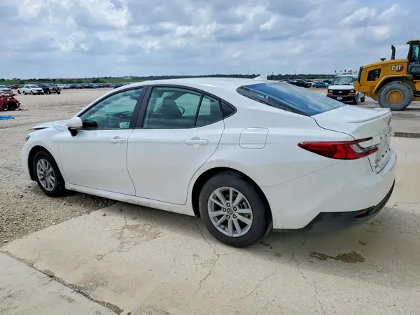 4T1DAACK8TU664735 2026 TOYOTA CAMRY - Image 2