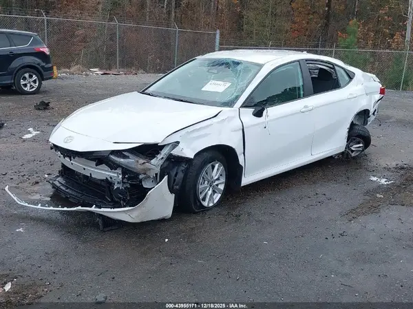 4T1DAACK8TU676304 2026 TOYOTA CAMRY - Image 2