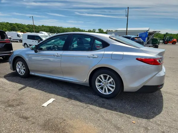 4T1DAACK8TU900784 2026 TOYOTA CAMRY - Image 2