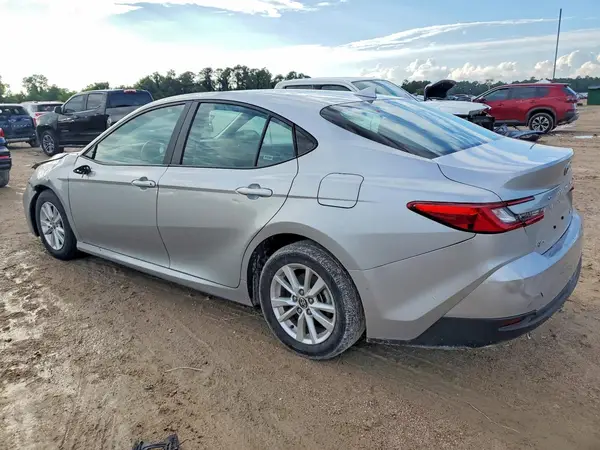4T1DAACK9SU004928 2025 TOYOTA CAMRY - Image 2