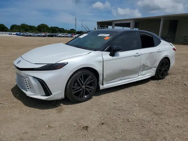 4T1DAACK9SU005710 2025 TOYOTA CAMRY - Image 1