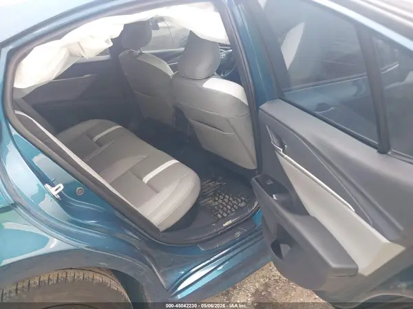 4T1DAACK9SU007084 2025 TOYOTA CAMRY - Image 8