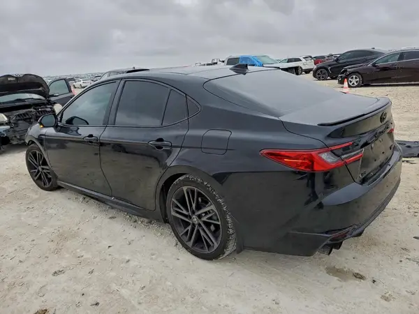 4T1DAACK9SU007697 2025 TOYOTA CAMRY - Image 2