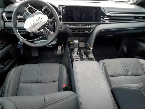 4T1DAACK9SU007697 2025 TOYOTA CAMRY - Image 8