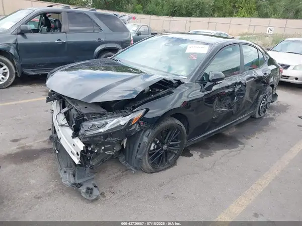 4T1DAACK9SU010681 2025 TOYOTA CAMRY - Image 2