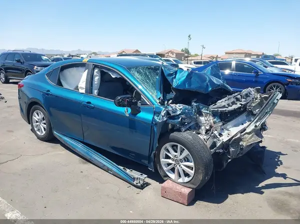 4T1DAACK9SU015931 2025 TOYOTA CAMRY - Image 1