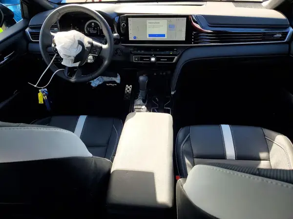 4T1DAACK9SU019610 2025 TOYOTA CAMRY - Image 8