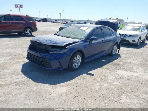 4T1DAACK9SU022796 2025 TOYOTA CAMRY - Image 2