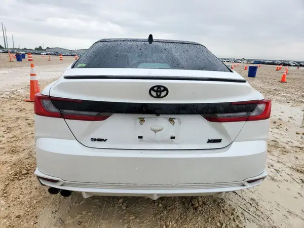 2025 TOYOTA CAMRY auction photo 6