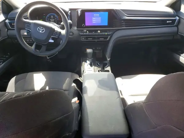 4T1DAACK9SU032826 2025 TOYOTA CAMRY - Image 8