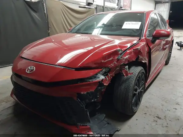 4T1DAACK9SU036424 2025 TOYOTA CAMRY - Image 2