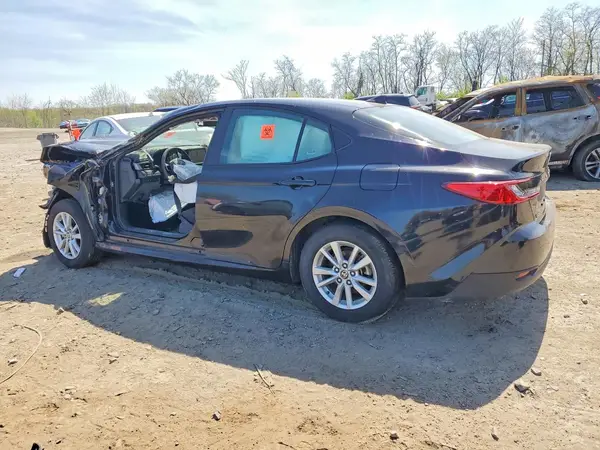 4T1DAACK9SU038397 2025 TOYOTA CAMRY - Image 2
