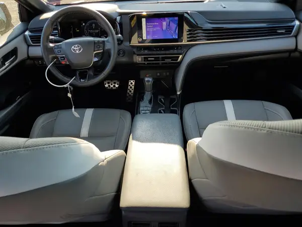 4T1DAACK9SU038576 2025 TOYOTA CAMRY - Image 8