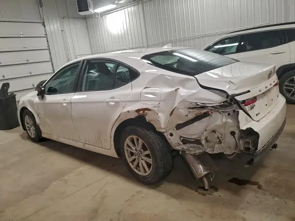 4T1DAACK9SU040862 2025 TOYOTA CAMRY - Image 2