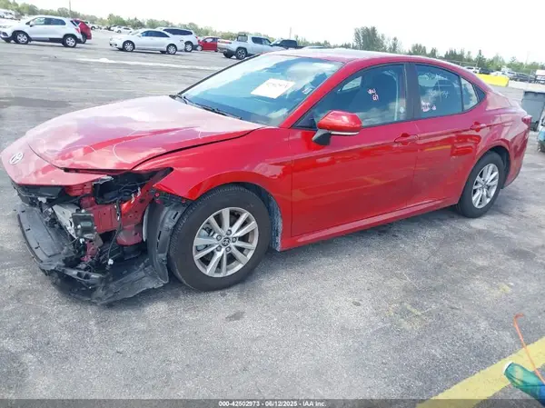 4T1DAACK9SU042451 2025 TOYOTA CAMRY - Image 2