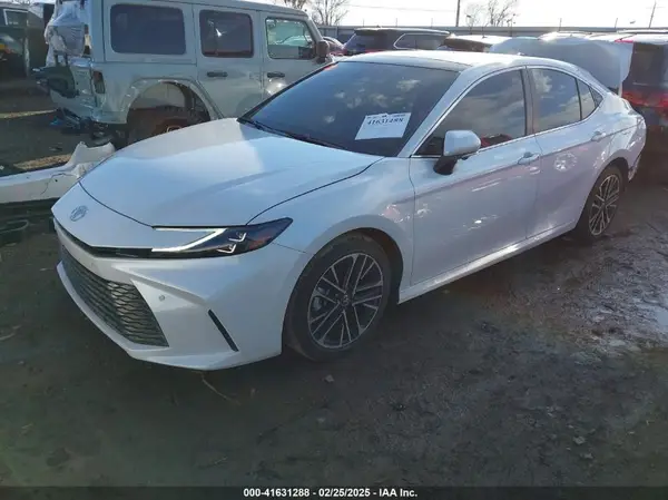 4T1DAACK9SU043079 2025 TOYOTA CAMRY - Image 2