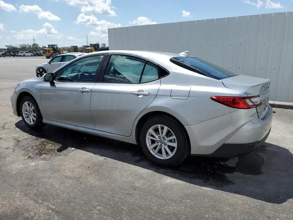 4T1DAACK9SU044099 2025 TOYOTA CAMRY - Image 2