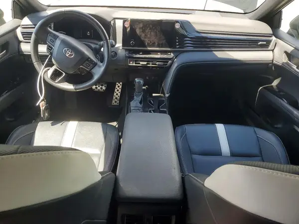 4T1DAACK9SU045236 2025 TOYOTA CAMRY - Image 8