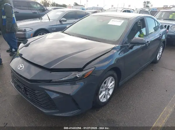 4T1DAACK9SU048573 2025 TOYOTA CAMRY - Image 2