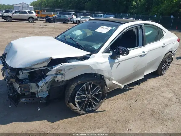 4T1DAACK9SU050582 2025 TOYOTA CAMRY - Image 2