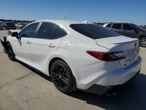 4T1DAACK9SU057693 2025 TOYOTA CAMRY - Image 2