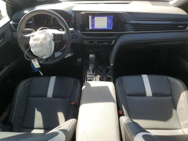 4T1DAACK9SU057693 2025 TOYOTA CAMRY - Image 8