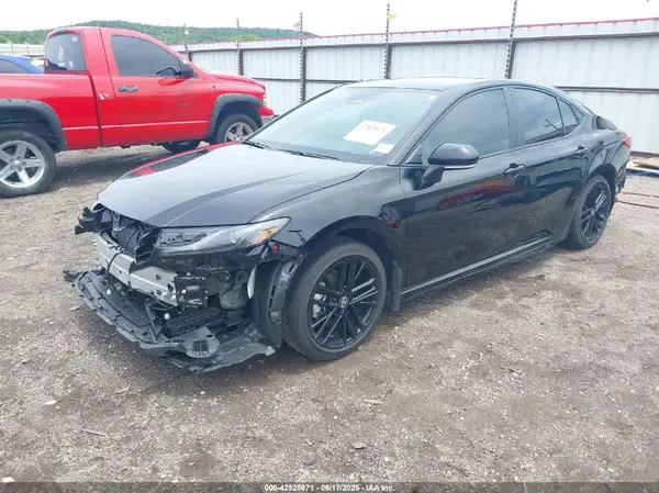 4T1DAACK9SU067687 2025 TOYOTA CAMRY - Image 2