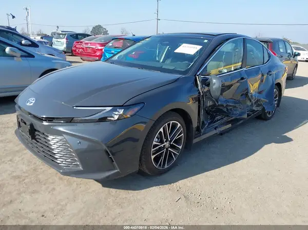 4T1DAACK9SU069097 2025 TOYOTA CAMRY - Image 2