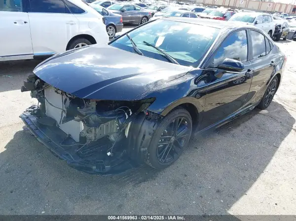 4T1DAACK9SU069665 2025 TOYOTA CAMRY - Image 2