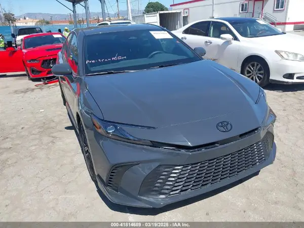 4T1DAACK9SU070427 2025 TOYOTA CAMRY - Image 1