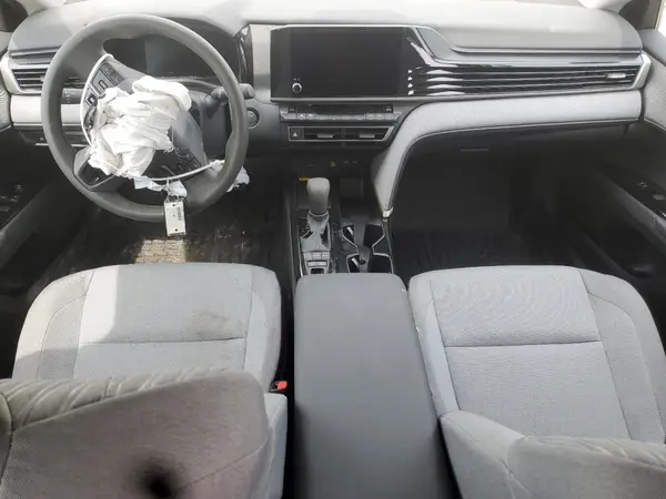 4T1DAACK9SU072212 2025 TOYOTA CAMRY - Image 8