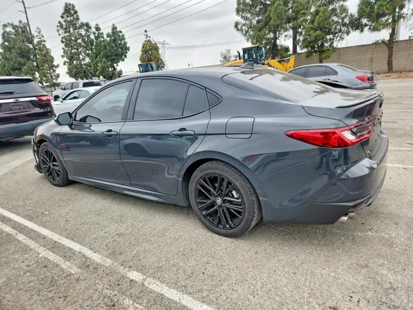 4T1DAACK9SU073439 2025 TOYOTA CAMRY - Image 2