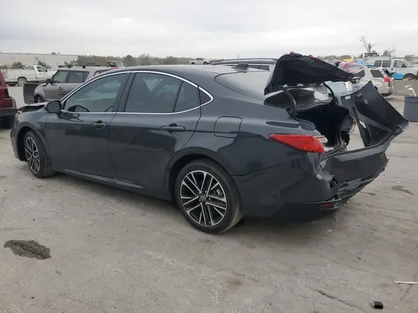 4T1DAACK9SU077670 2025 TOYOTA CAMRY - Image 2