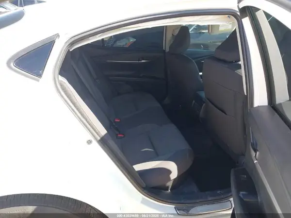 4T1DAACK9SU082464 2025 TOYOTA CAMRY - Image 8